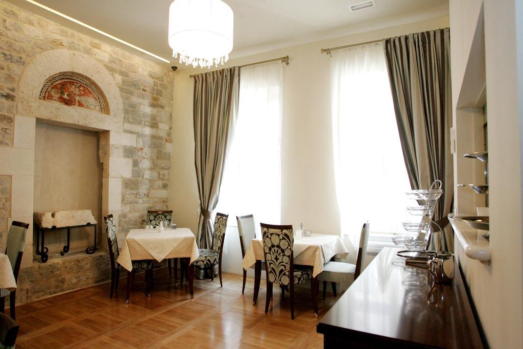 Palace Augubio Split Exterior foto
